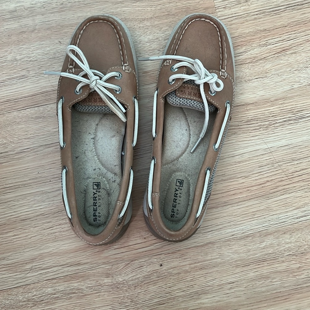 Women’s sperry top sider boat shoes